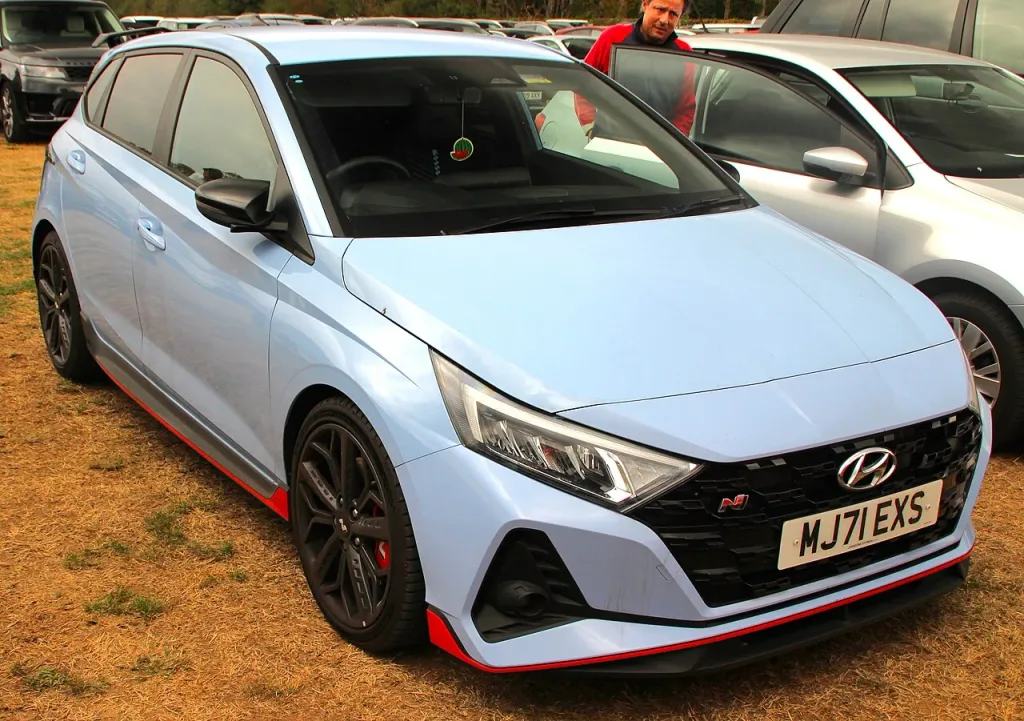 Hyundai i20 N, Hampton Court Concours 2022, ön çapraz görünüm