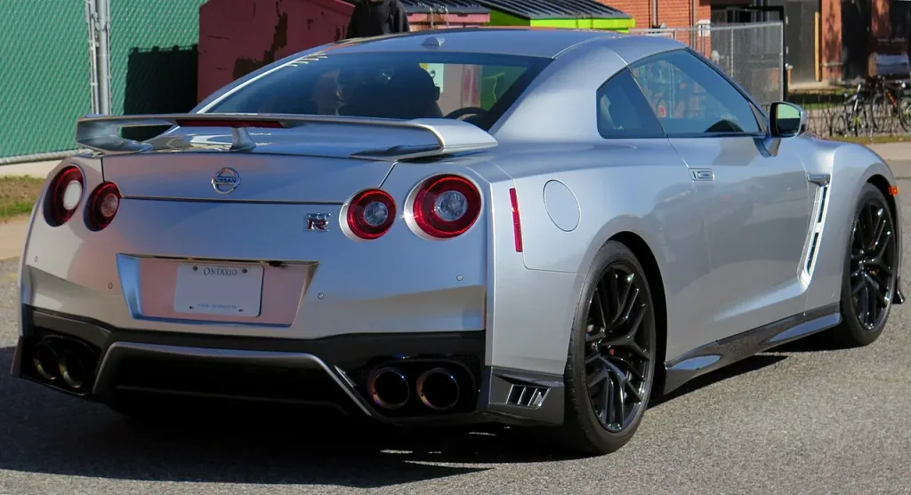 Nissan GT-R R35, arka görünüm