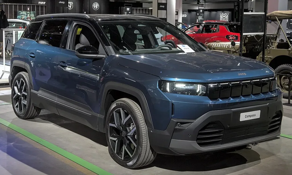Üçüncü nesil elektrikli Jeep Compass, Auto Zürich 2025 fuarında