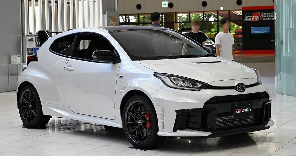 Toyota GR Yaris RZ High performance, Aero performance paketiyle; 2026 model.
